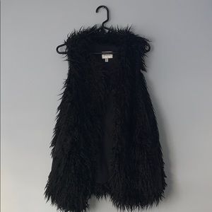 I Love H81 black faux fur shag vest